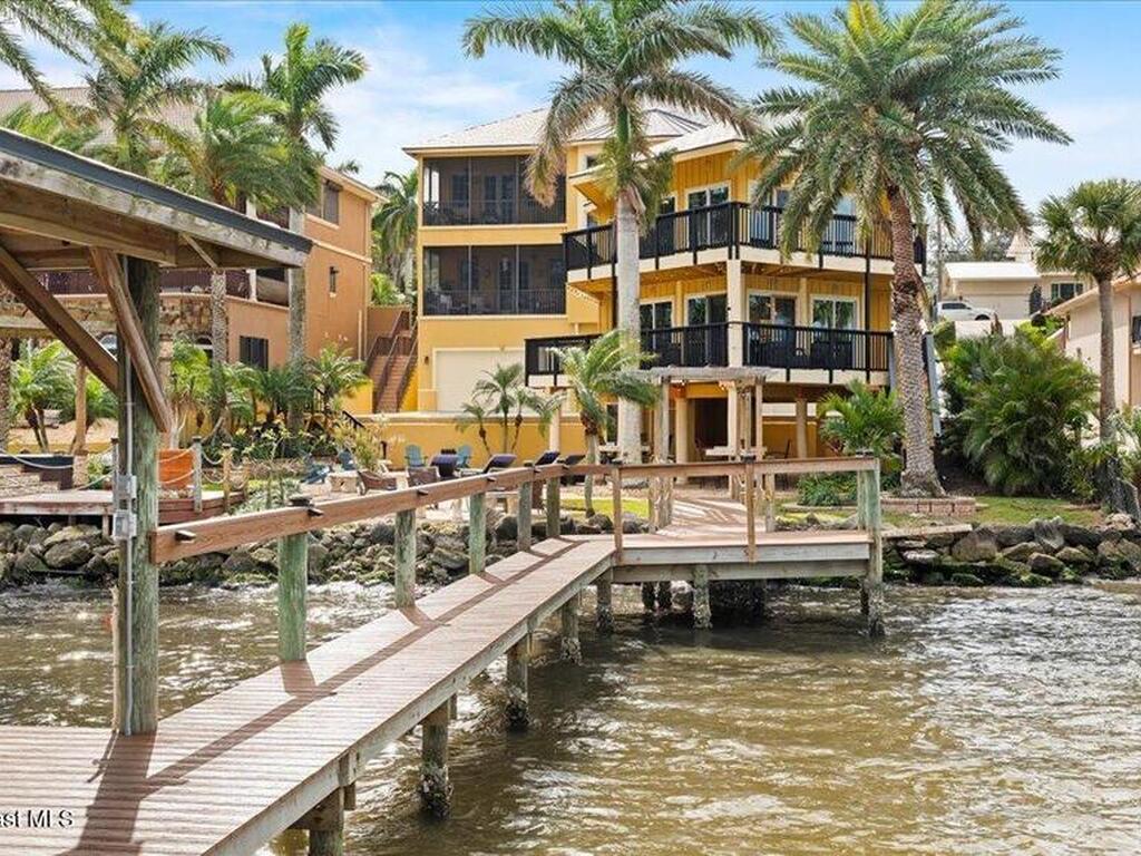 2120 N Indian River Drive, Cocoa, FL 32922