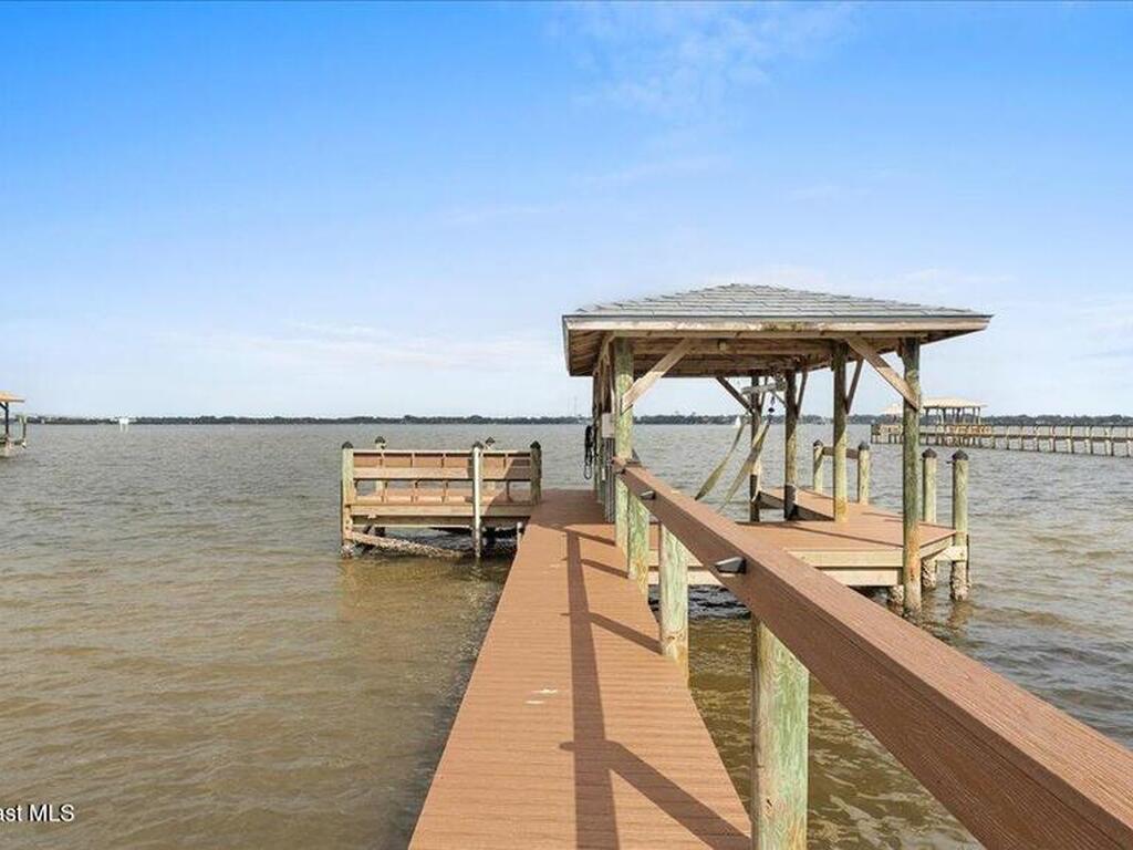 2120 N Indian River Drive, Cocoa, FL 32922