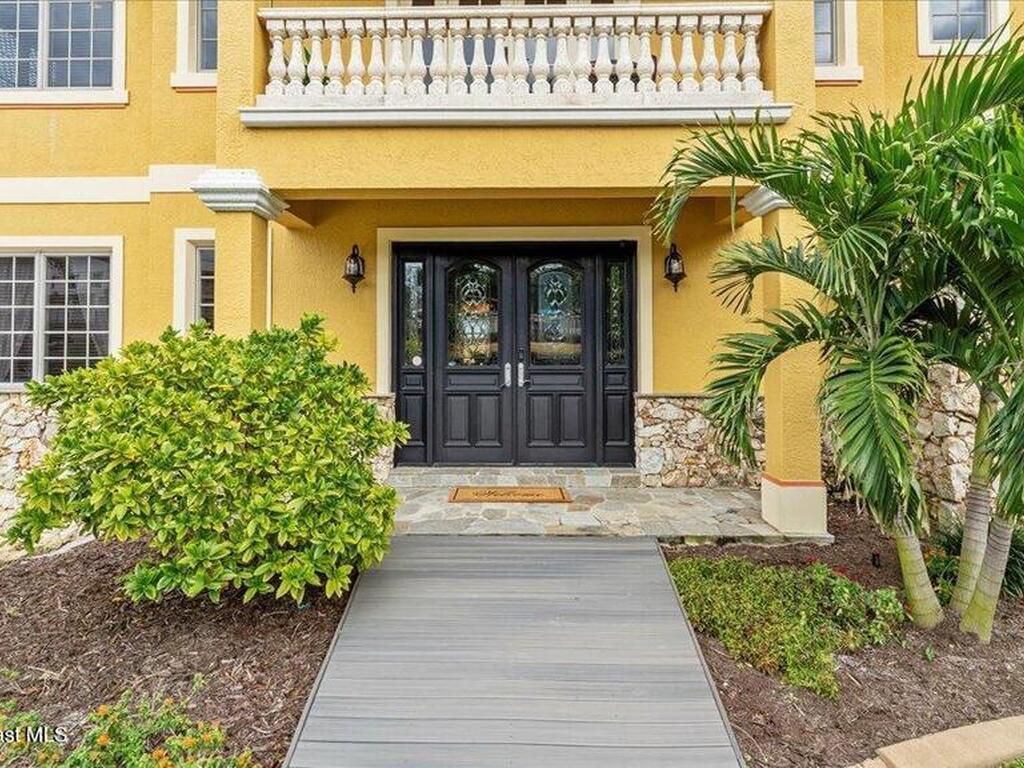 2120 N Indian River Drive, Cocoa, FL 32922