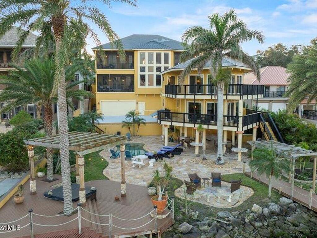 2120 N Indian River Drive, Cocoa, FL 32922