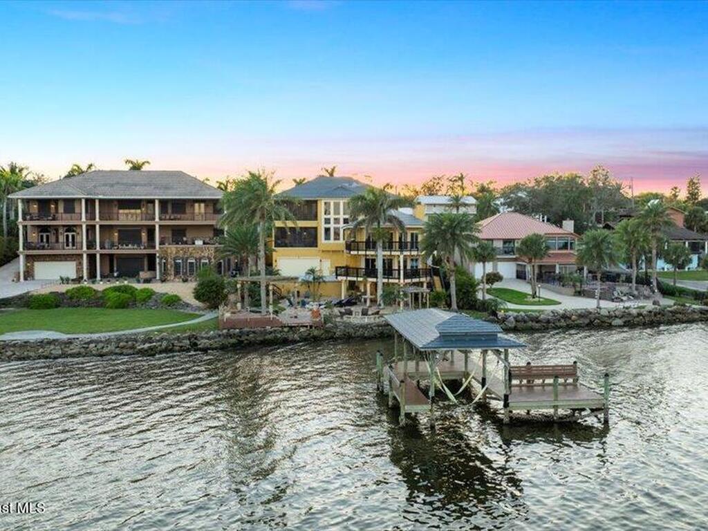 2120 N Indian River Drive, Cocoa, FL 32922