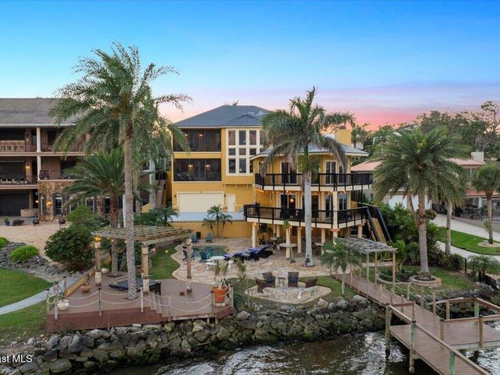 2120 N Indian River Drive, Cocoa, FL 32922