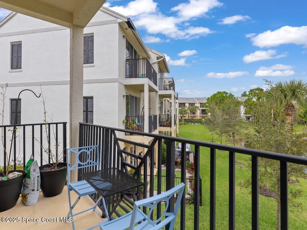 1735 42nd Square, Vero Beach, FL 32960
