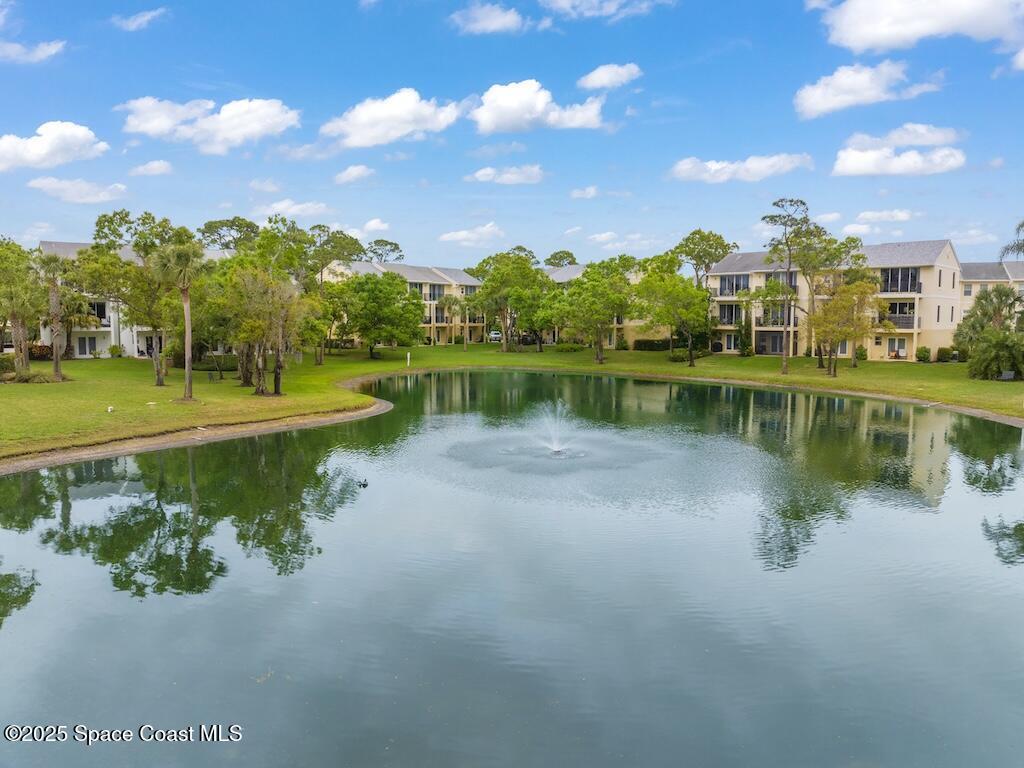 1735 42nd Square, Vero Beach, FL 32960