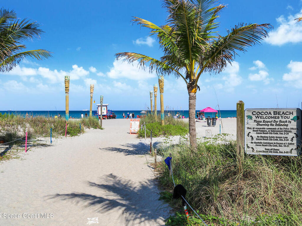 327 Wilson Avenue, Cocoa Beach, FL 32931