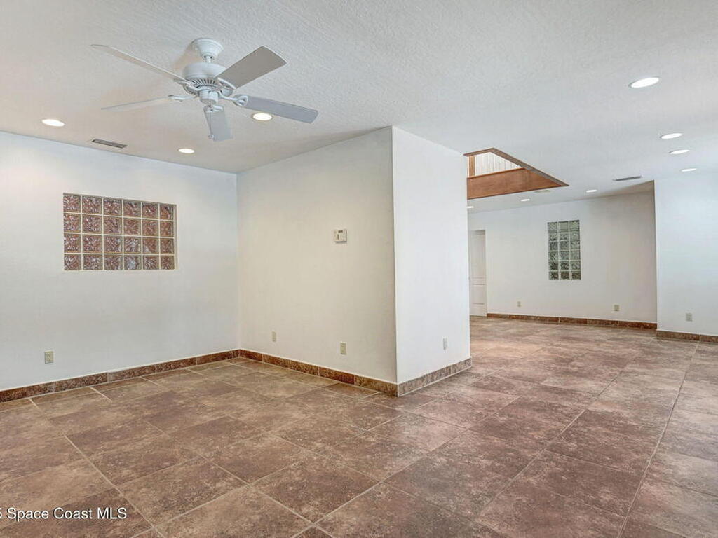 4825 US-1, Melbourne, FL 32935