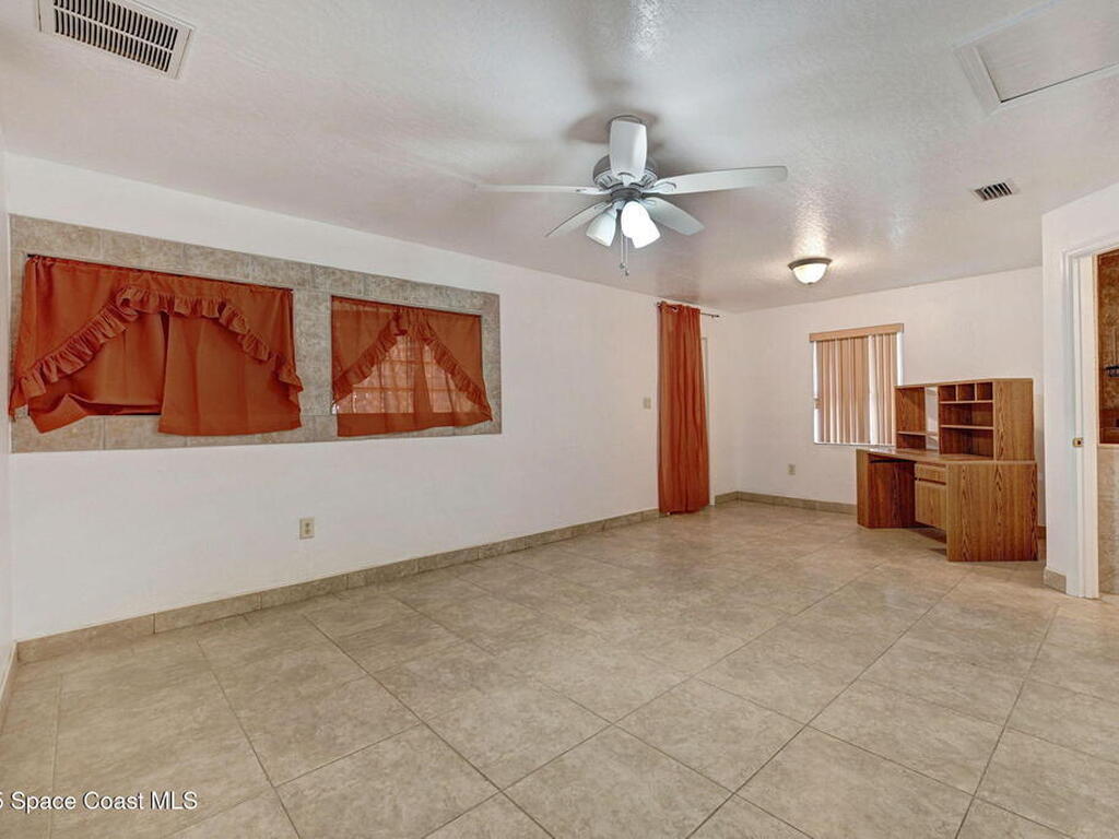 4825 US-1, Melbourne, FL 32935