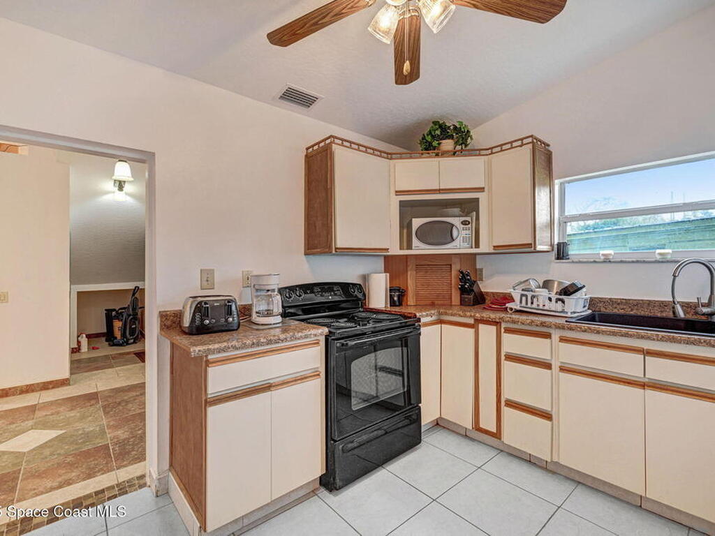 4825 US-1, Melbourne, FL 32935