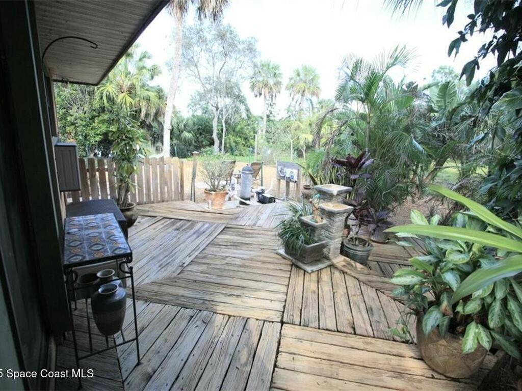 755 S Fischer Circle, Sebastian, FL 32958