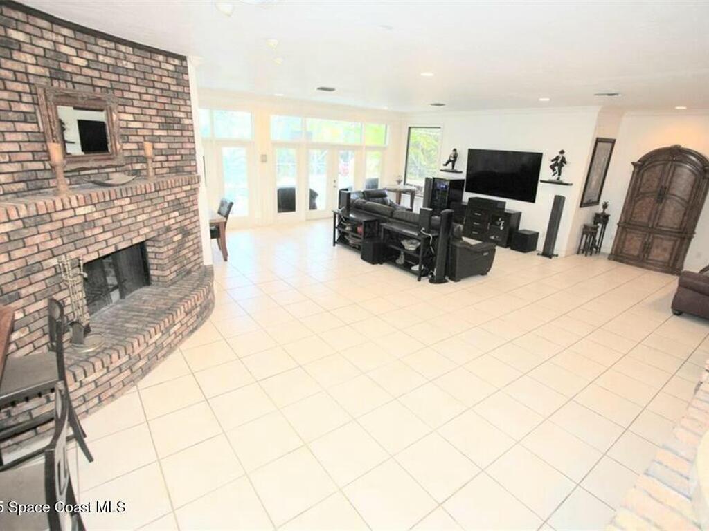 755 S Fischer Circle, Sebastian, FL 32958