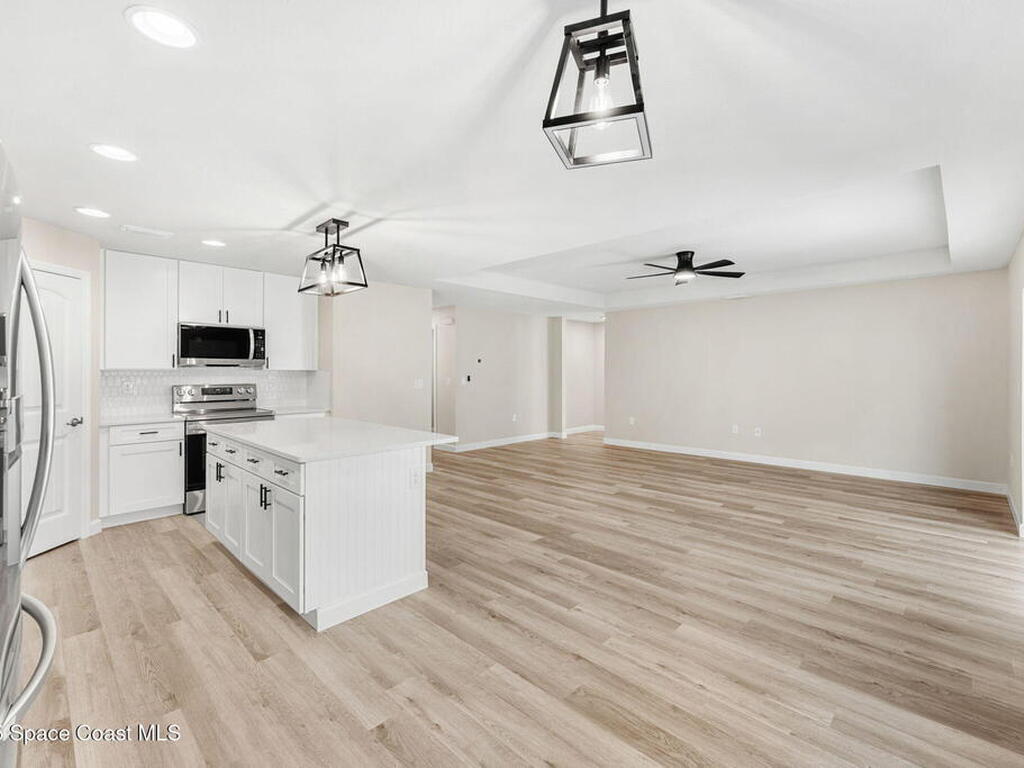 2306 Sarno Road, Melbourne, FL 32935