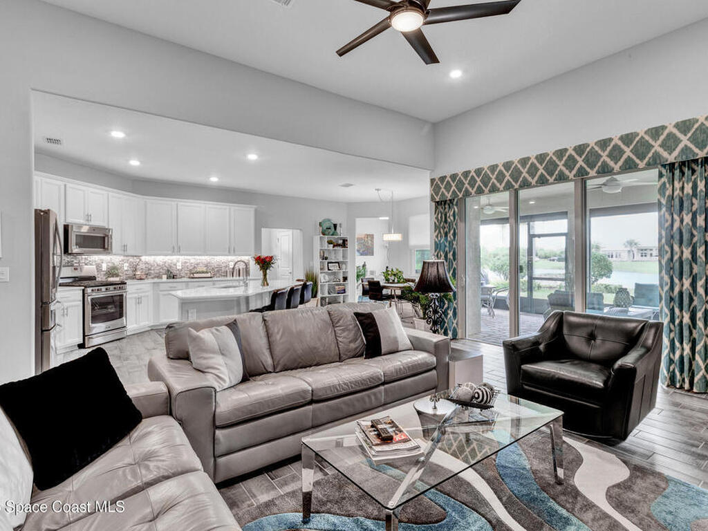 3465 Diamond Leaf Drive, Vero Beach, FL 32966