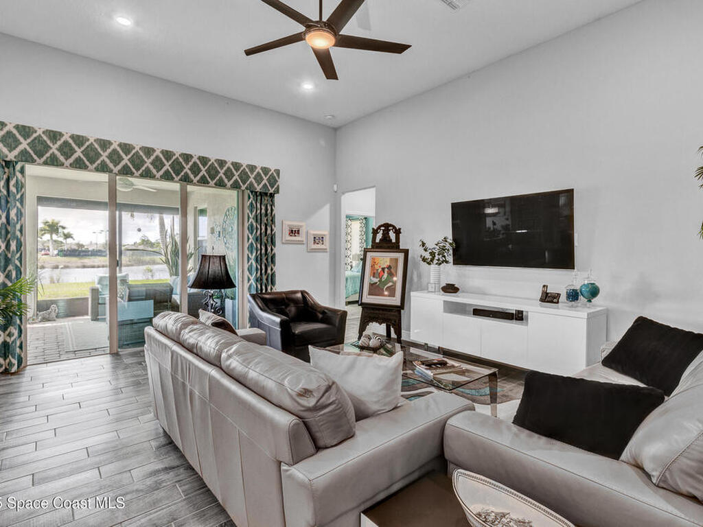 3465 Diamond Leaf Drive, Vero Beach, FL 32966