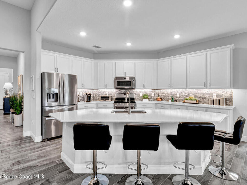 3465 Diamond Leaf Drive, Vero Beach, FL 32966