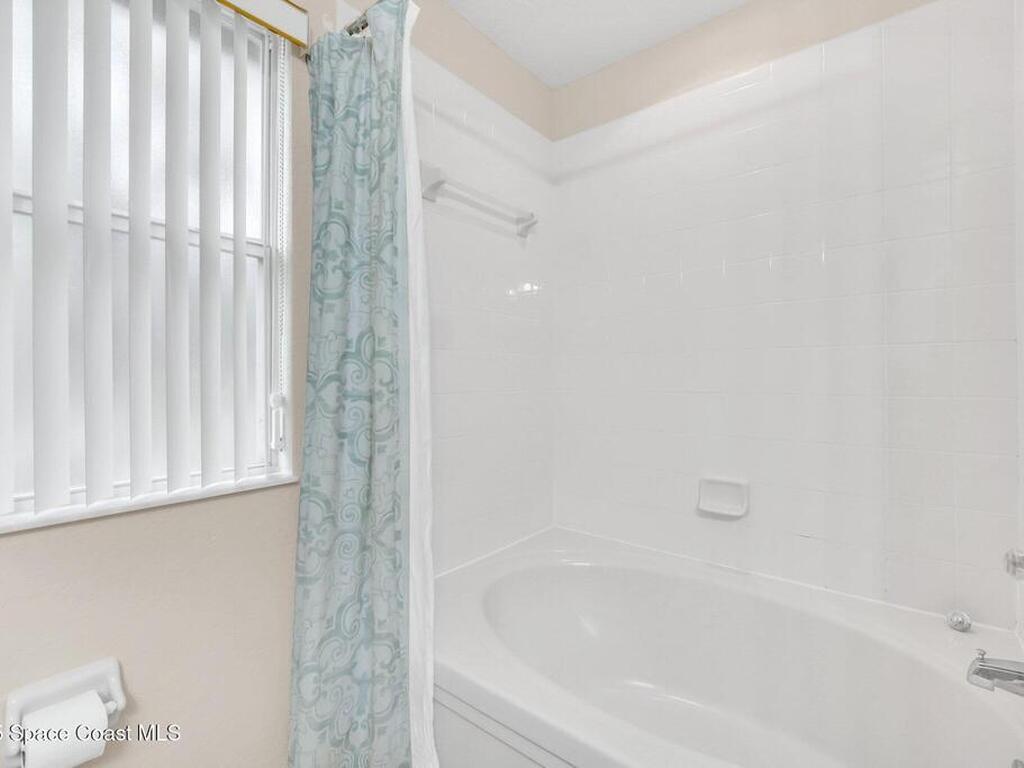 438 Miramar Avenue, Davenport, FL 33897