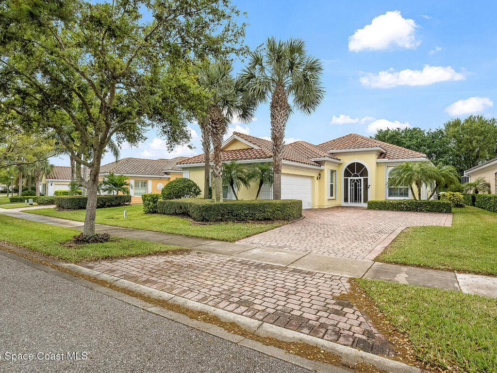 5193 Eleuthra Circle, Vero Beach, FL 32967