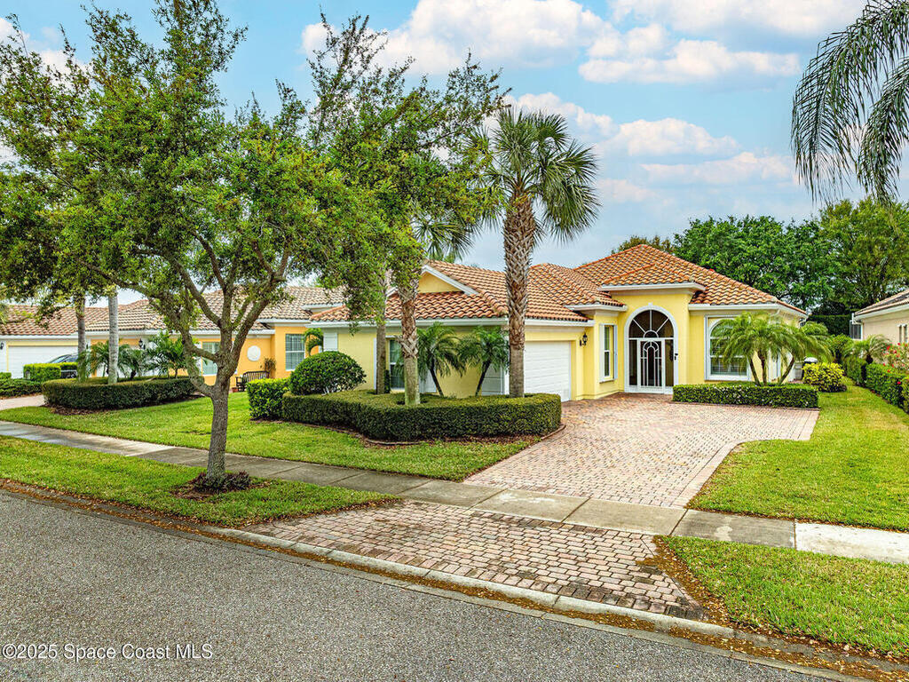 5193 Eleuthra Circle, Vero Beach, FL 32967