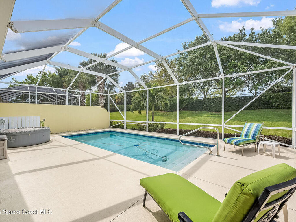 5193 Eleuthra Circle, Vero Beach, FL 32967