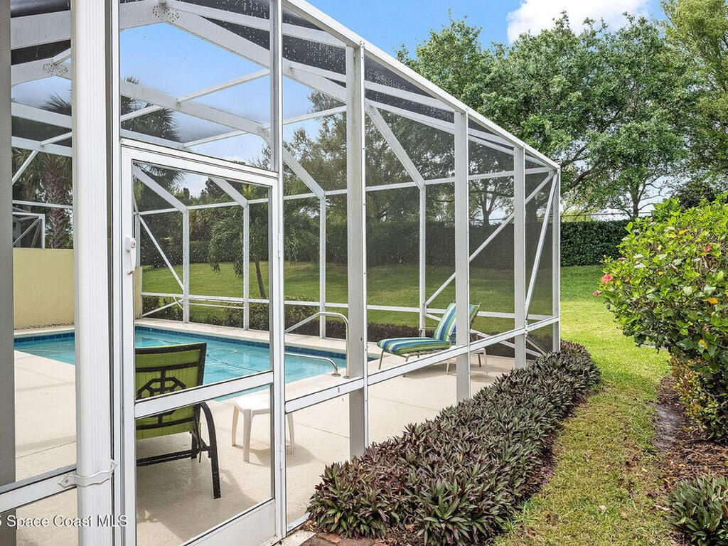5193 Eleuthra Circle, Vero Beach, FL 32967
