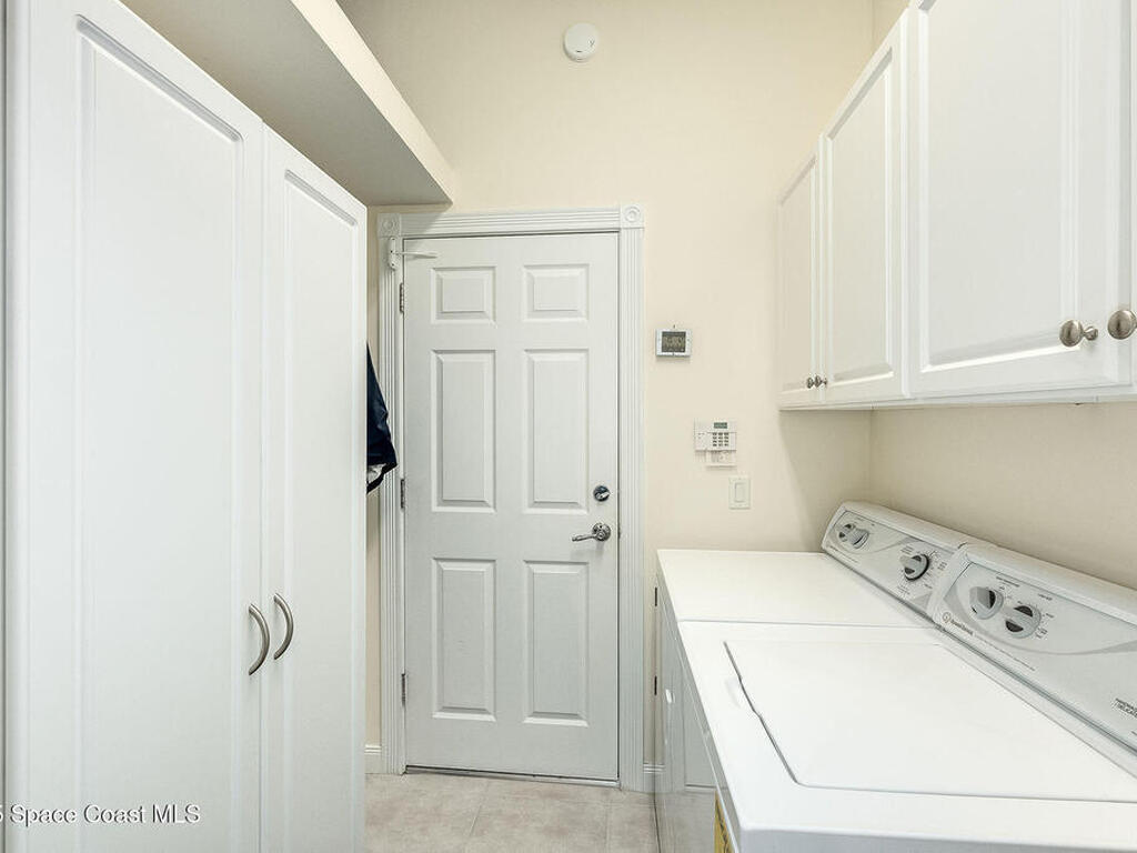 5193 Eleuthra Circle, Vero Beach, FL 32967