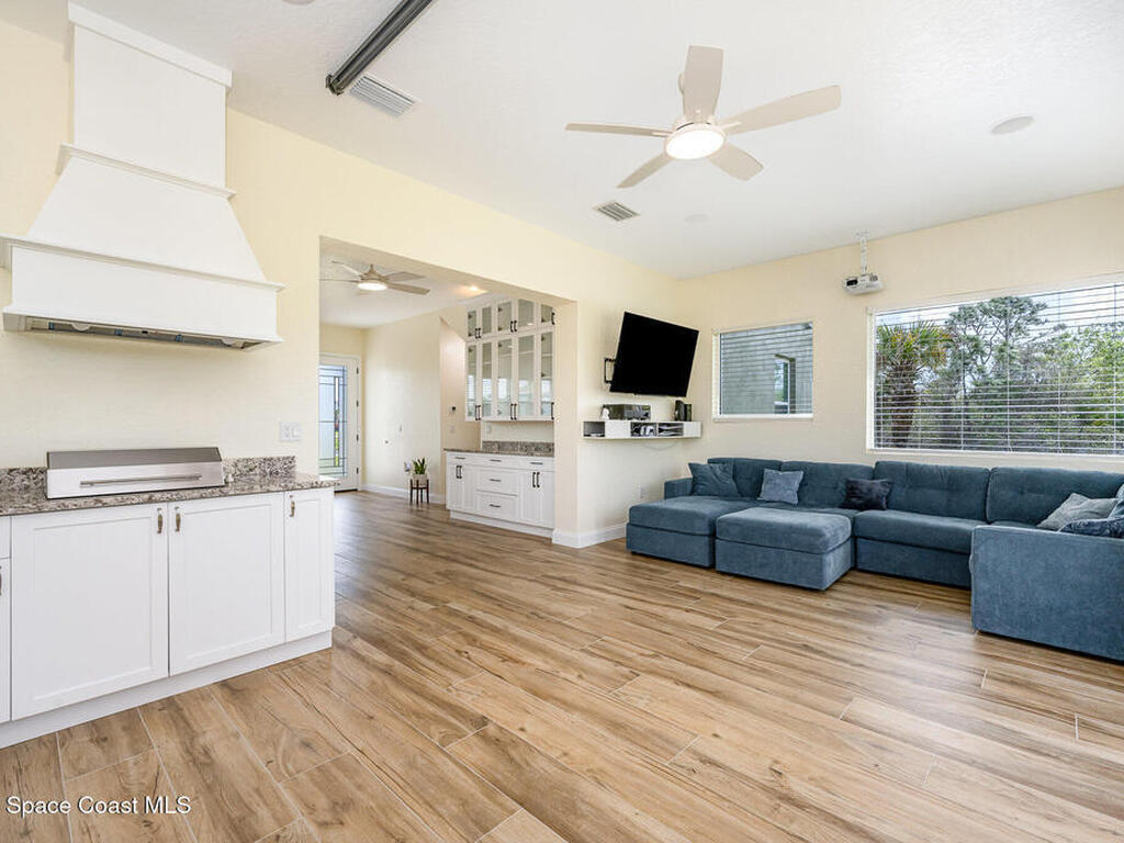 5570 Sanctuary Avenue, Grant, FL 32949