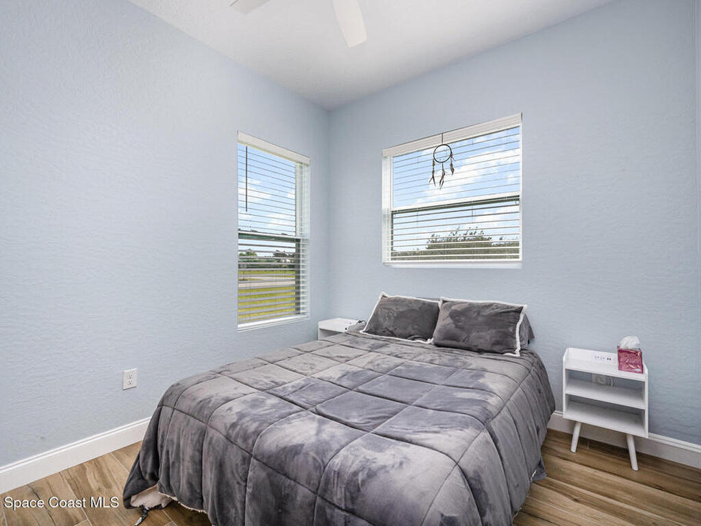 5570 Sanctuary Avenue, Grant, FL 32949