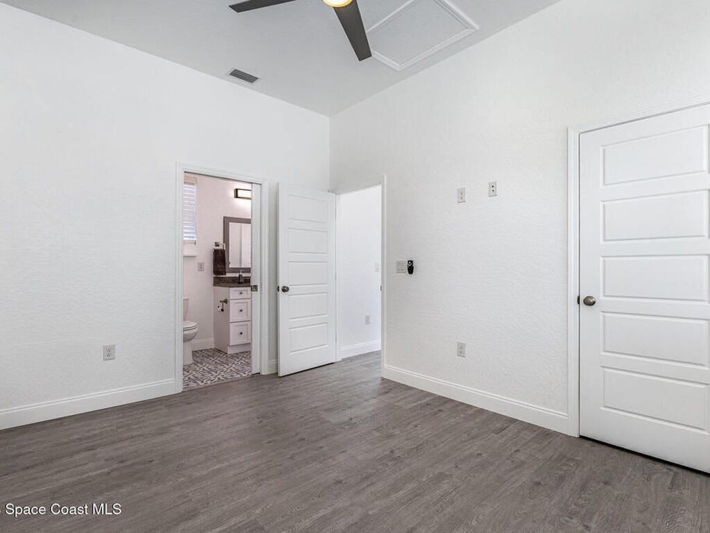 5570 Sanctuary Avenue, Grant, FL 32949