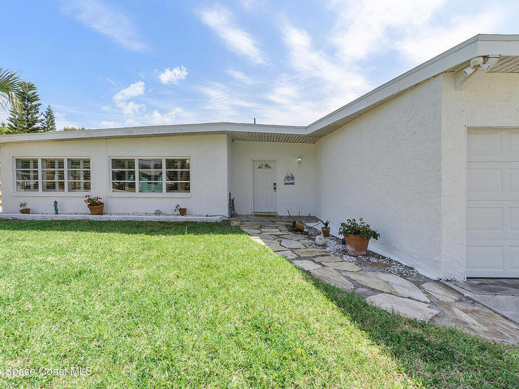112 Sunset Drive, Cocoa Beach, FL 32931