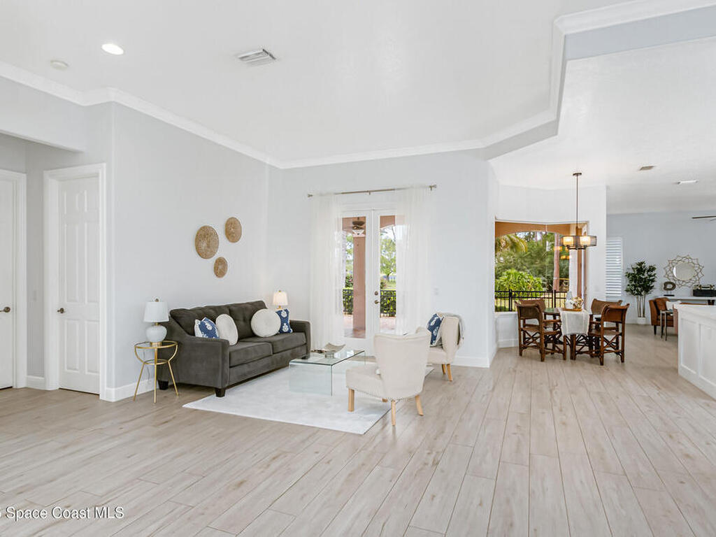 3833 Peacock Drive, Melbourne, FL 32904