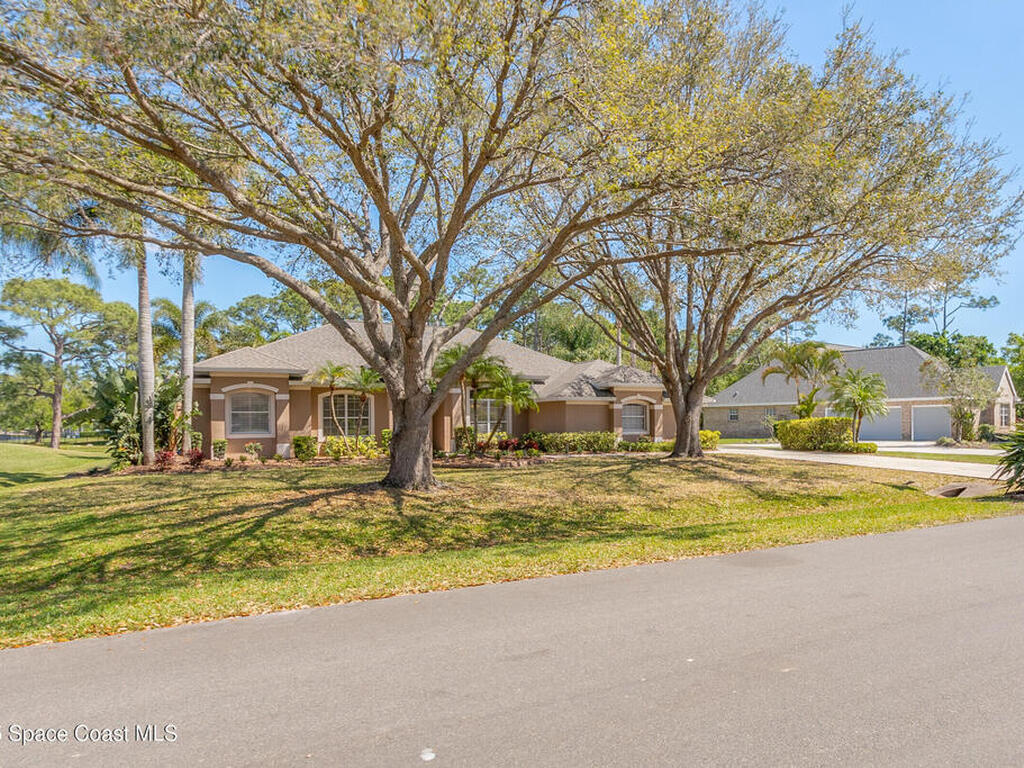 3833 Peacock Drive, Melbourne, FL 32904