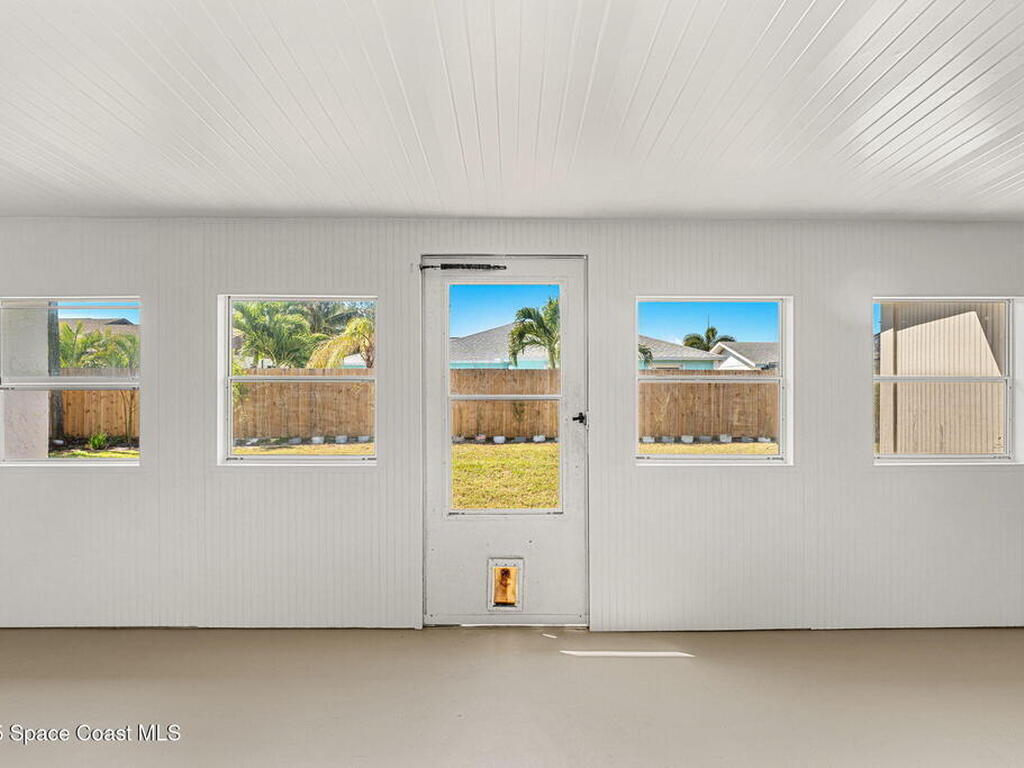 355 Jackson Avenue, Satellite Beach, FL 32937