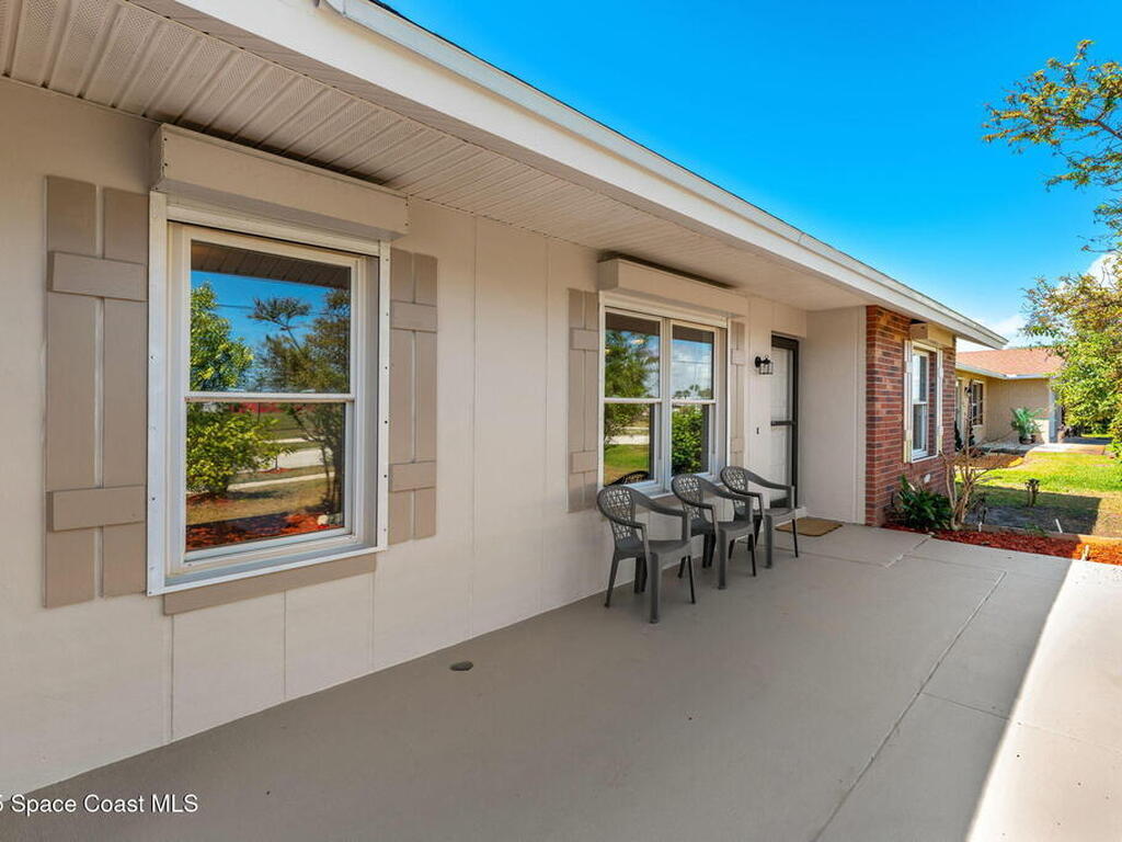 355 Jackson Avenue, Satellite Beach, FL 32937