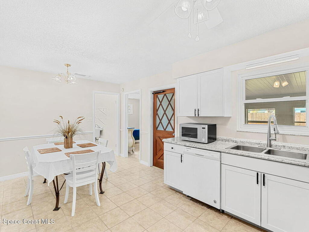 355 Jackson Avenue, Satellite Beach, FL 32937