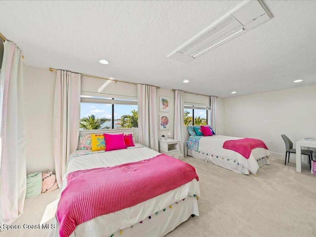 762 Loggerhead Island Drive, Satellite Beach, FL 32937