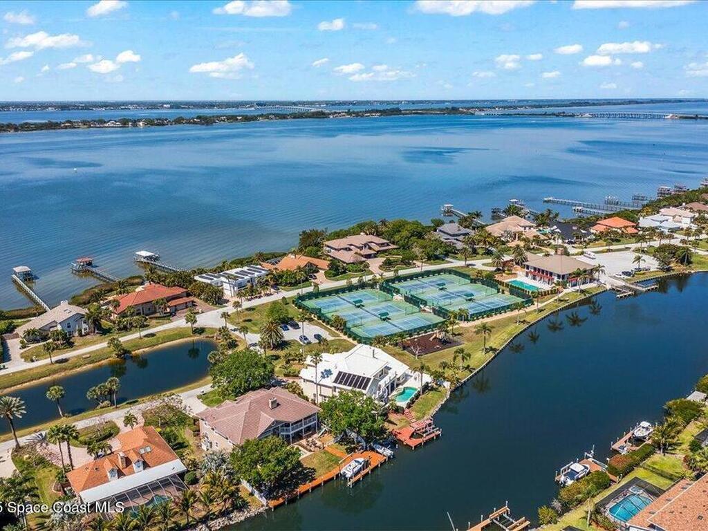 762 Loggerhead Island Drive, Satellite Beach, FL 32937