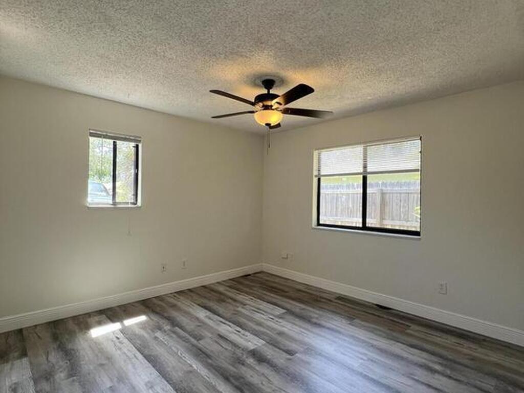 350 Jefferson Avenue, Cape Canaveral, FL 32920