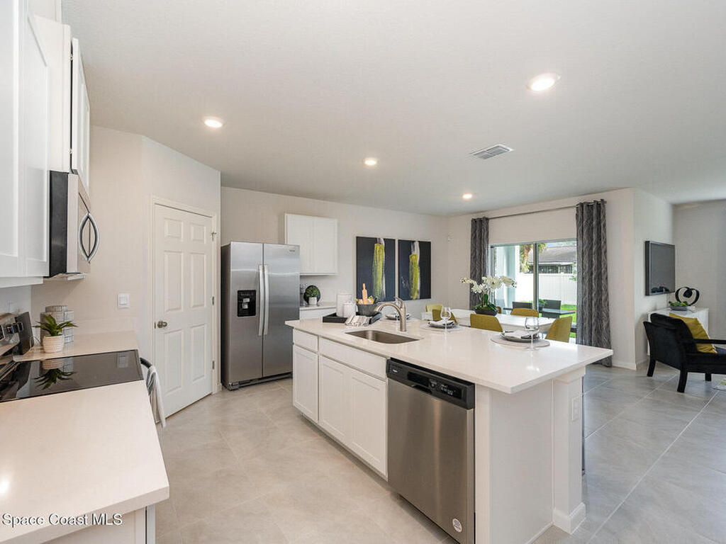 1970 4th Avenue, Vero Beach, FL 32962