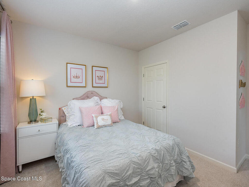 1970 4th Avenue, Vero Beach, FL 32962