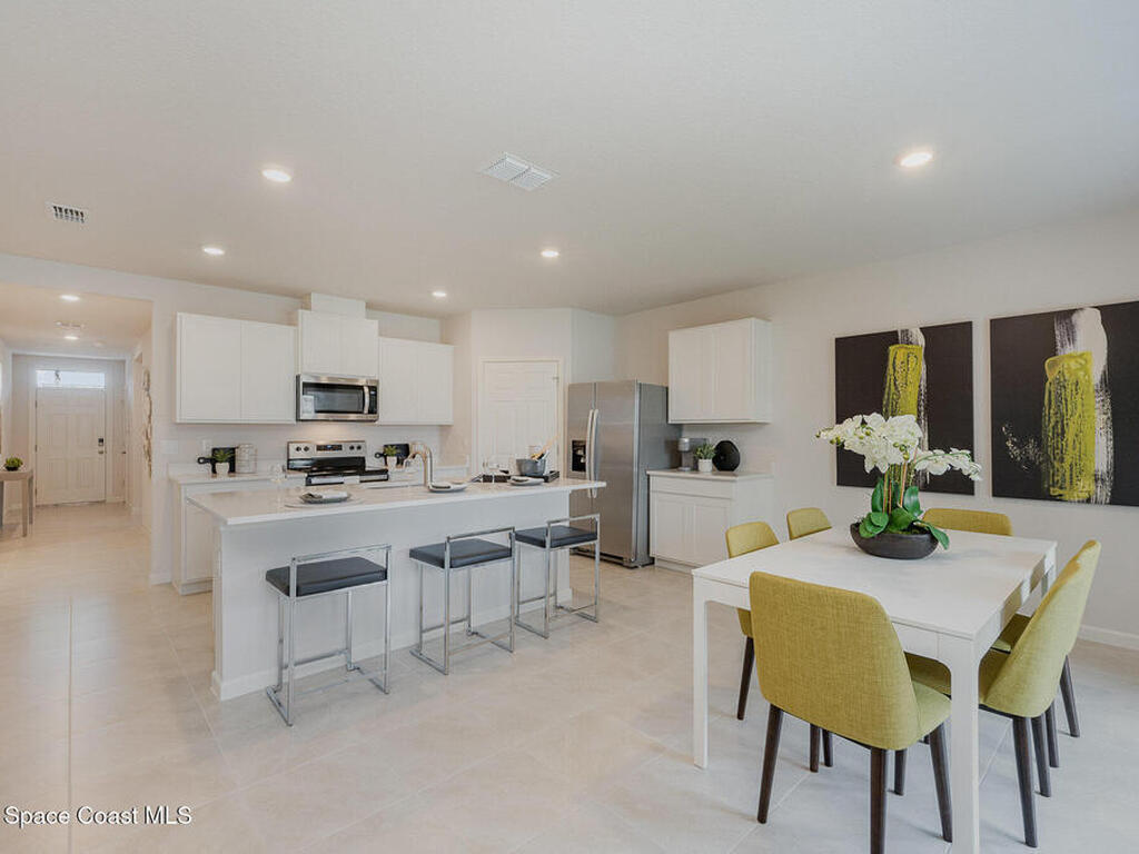 1970 4th Avenue, Vero Beach, FL 32962