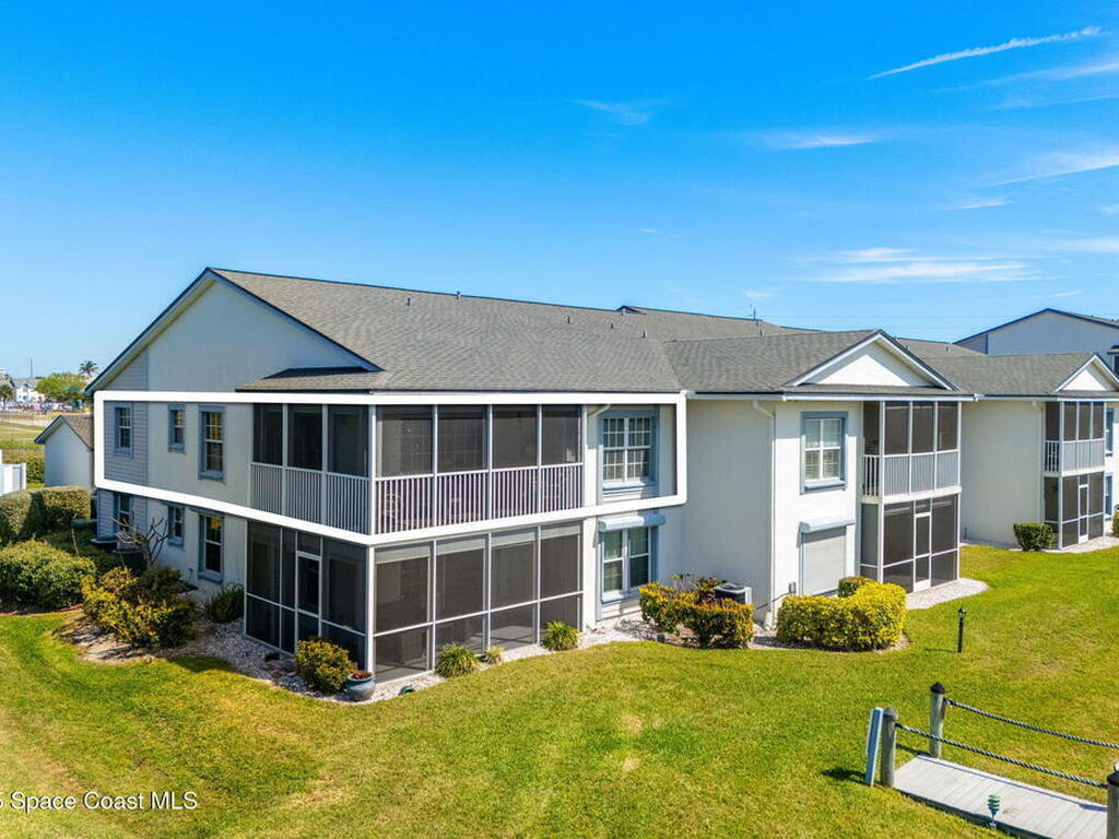 530 S Brevard Avenue, Cocoa Beach, FL 32931