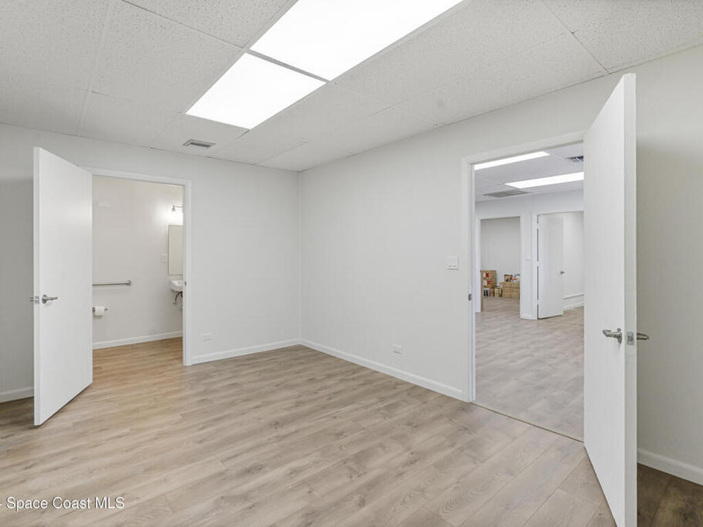107 E New Haven Avenue, Melbourne, FL 32901
