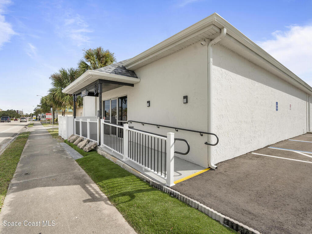 107 E New Haven Avenue, Melbourne, FL 32901