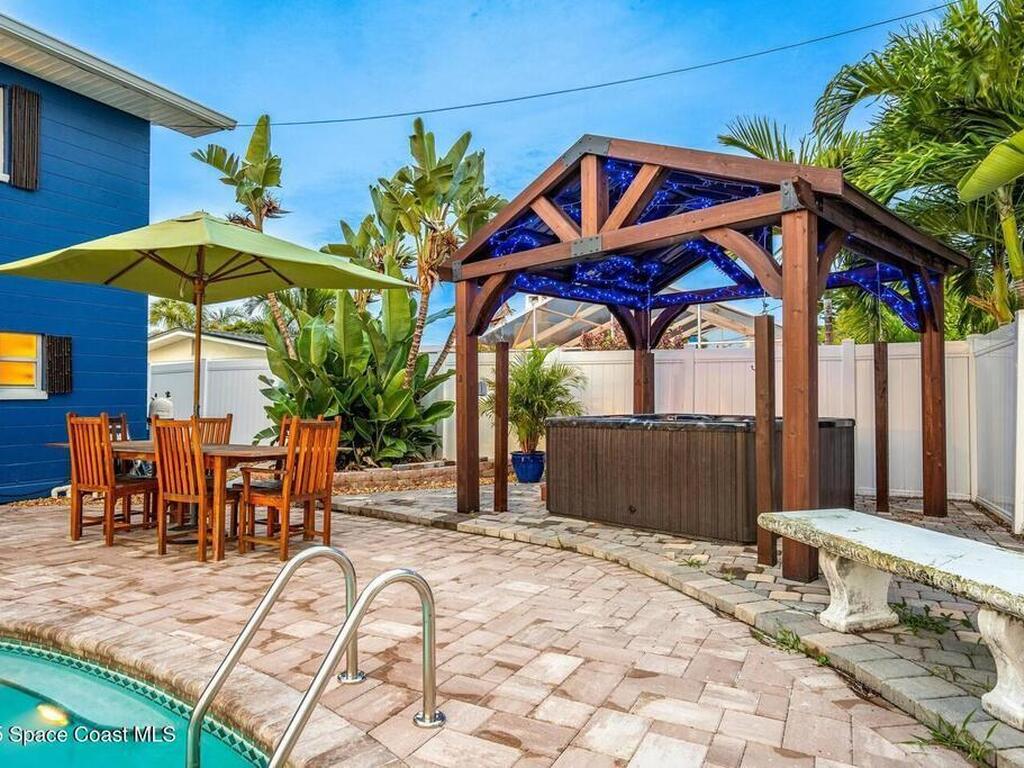 1034 Bali Road, Cocoa Beach, FL 32931
