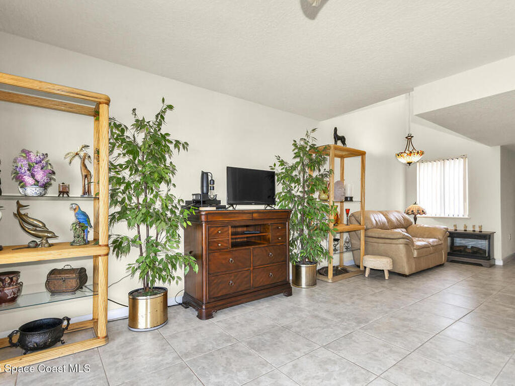 441 N Harbor City Boulevard, Melbourne, FL 32935