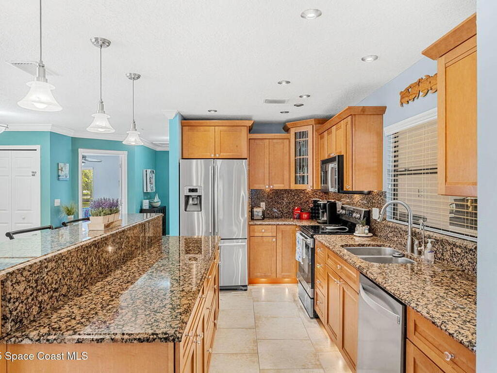 3605 Valkaria Road, Grant-Valkaria, FL 32950
