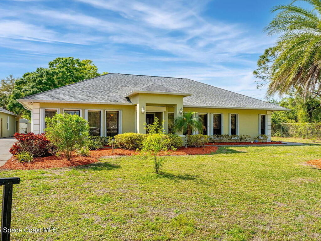 3605 Valkaria Road, Grant-Valkaria, FL 32950