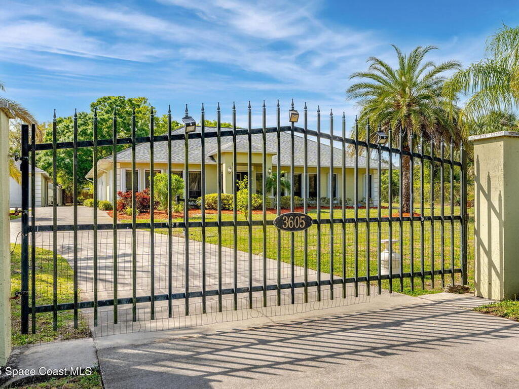 3605 Valkaria Road, Grant-Valkaria, FL 32950