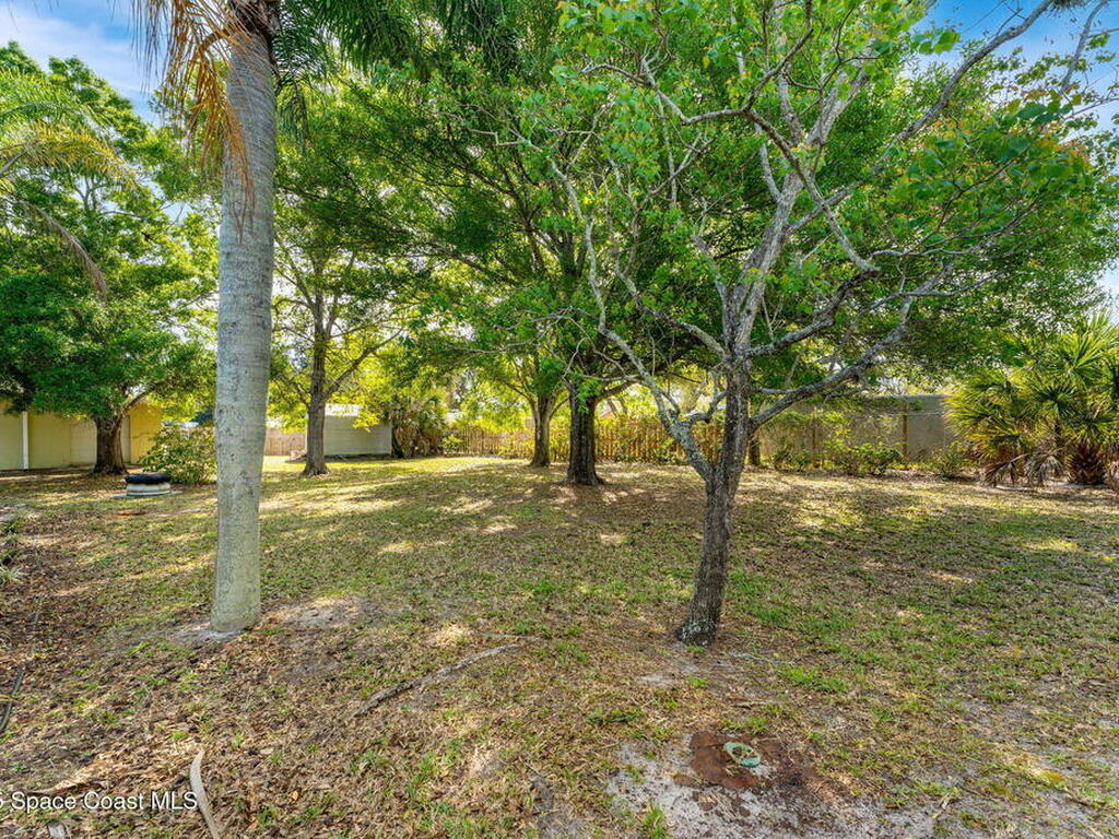 3605 Valkaria Road, Grant-Valkaria, FL 32950