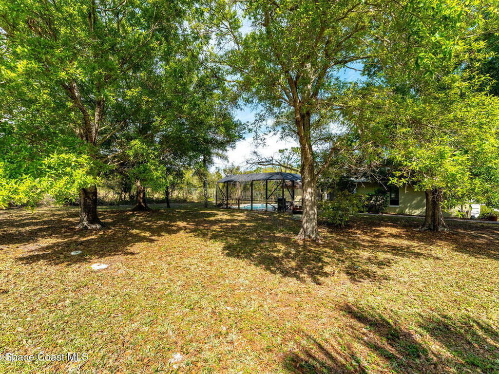 3605 Valkaria Road, Grant-Valkaria, FL 32950