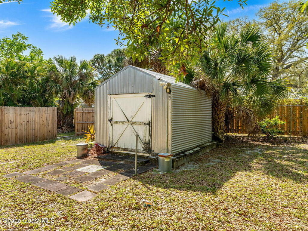 3605 Valkaria Road, Grant-Valkaria, FL 32950